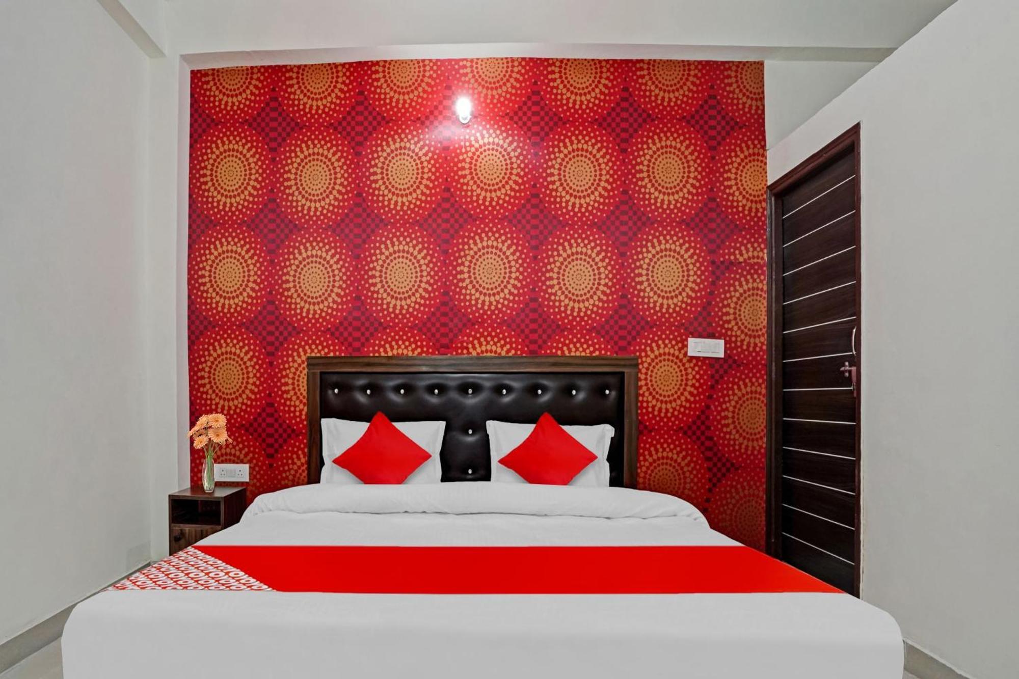 Hotel O Avs Hotel & Restaurant Noida Zewnętrze zdjęcie