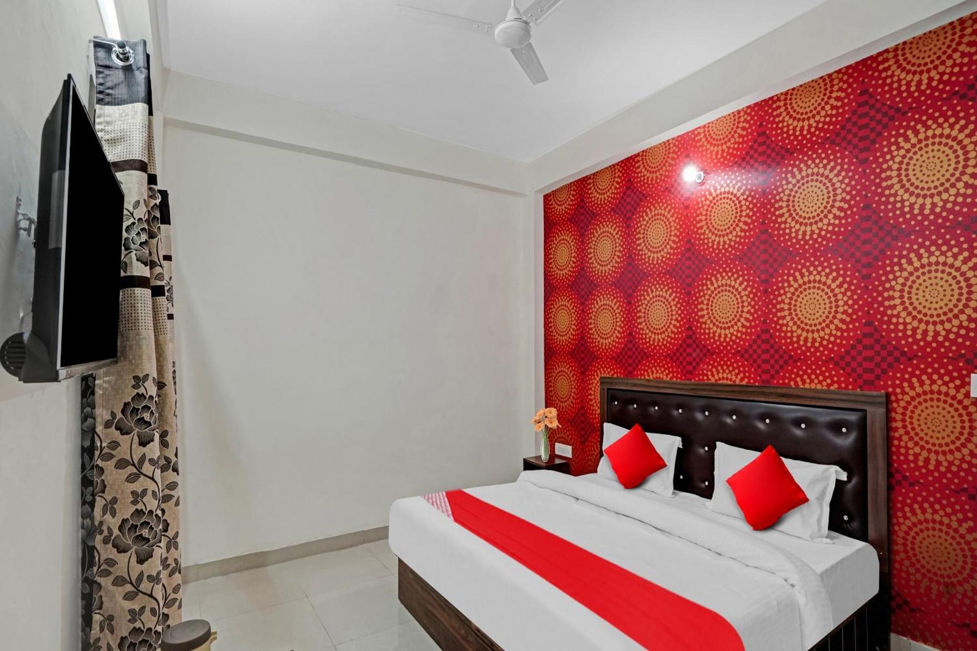 Hotel O Avs Hotel & Restaurant Noida Zewnętrze zdjęcie